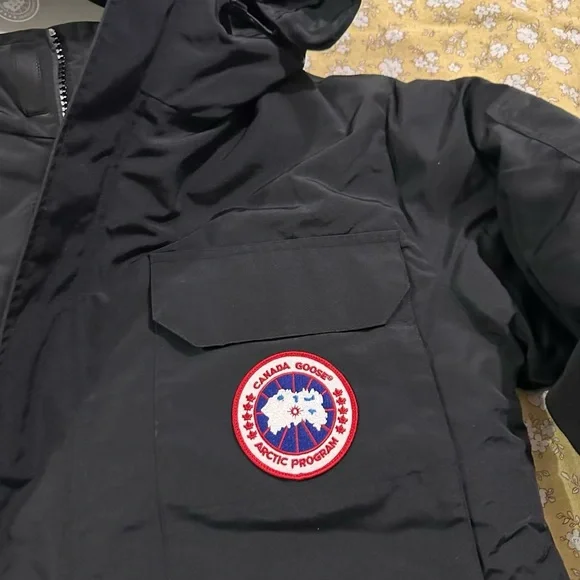 Canada Goose Men's 2051M Expedition Parka Blac - Picture 3 of 9